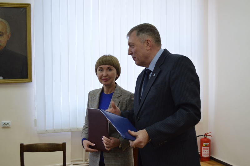 Рабочий визит делегации НОЦ «Кузбасс» в ФГКУ «НИИ «Респиратор»