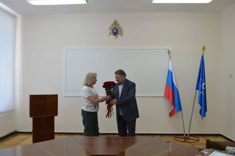 Руководство и коллектив Института поздравляют Владимира Григорьевича Агеева с юбилеем